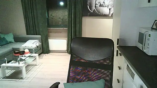 Dartanjanas13 online show from 02-10-26, 05:28