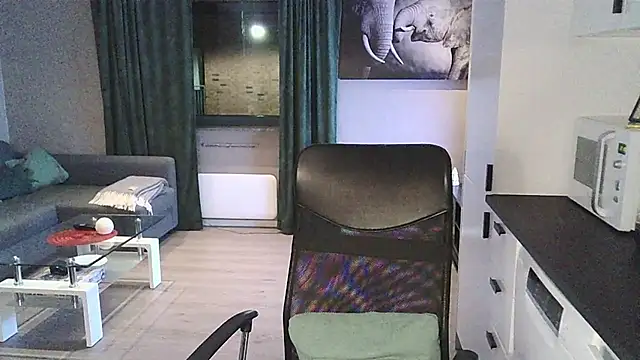 Dartanjanas13 online show from 02-19-26, 08:05