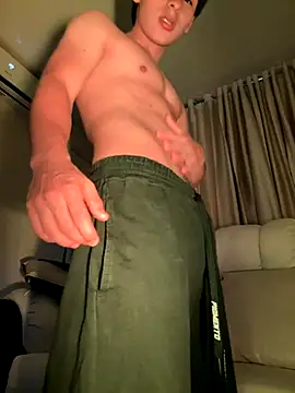 Snapshot of kaneky_07 chatting on 10-27-25, 03:38 kaneky 07 online show from 10-27-25, 03:38