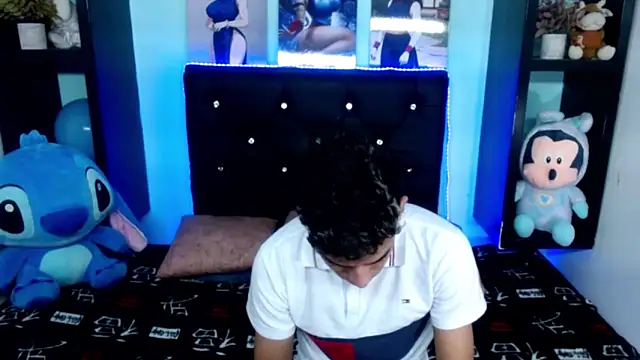 x oliver x online show from 10-05-25, 04:22