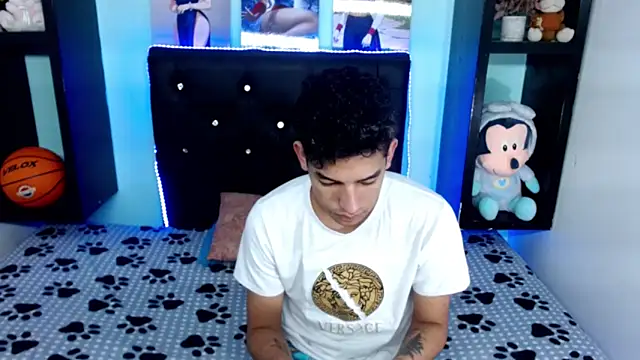 x oliver x online show from 11-02-25, 04:48