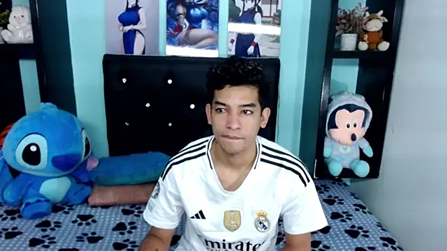 x oliver x online show from 11-06-25, 03:07