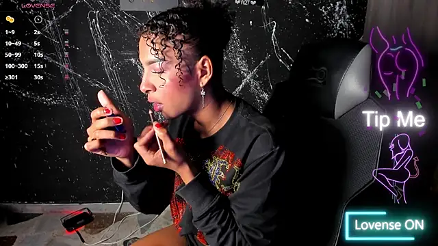 kileyyHot online show from 10-27-25, 04:05