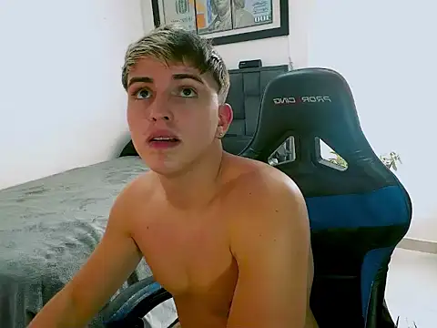 Justin trevor1 online show from 07-25-26, 08:17