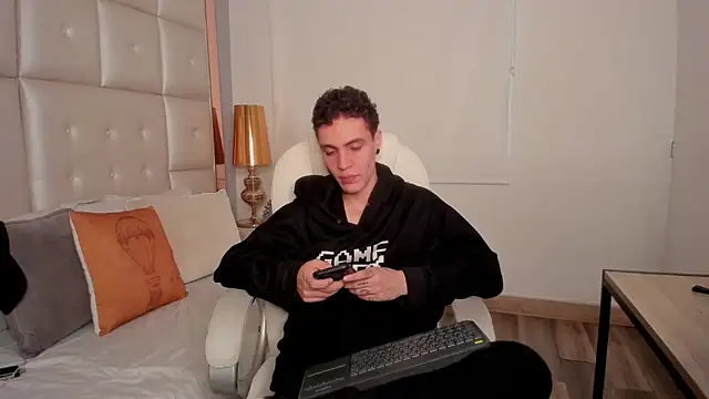 dark sun302 online show from 09-15-25, 09:04