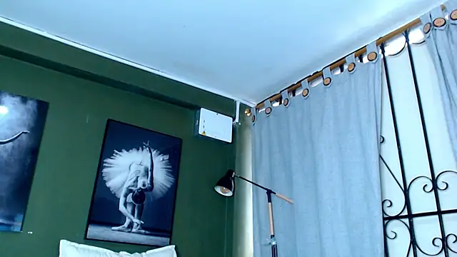 Evaa 18 online show from 10-02-25, 05:31