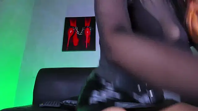 isabellestone online show from 09-22-25, 08:44