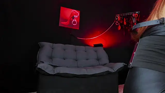 isabellestone online show from 06-22-26, 10:18