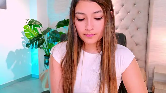 Abrill cute online show from 09-13-25, 02:33