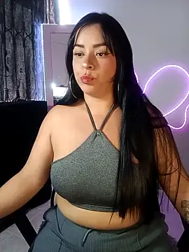 Snapshot of Danniela20 chatting on 09-21-25, 07:04 Danniela20 online show from 09-21-25, 07:04