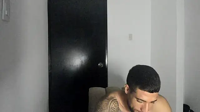 ThiagoLugo online show from 05-05-26, 04:31