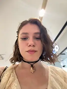 lucy-joy online show from 09-11-25, 10:26