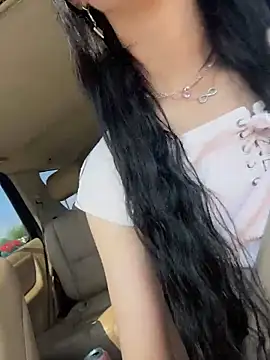 DollyTall online show from 06-18-26, 05:19