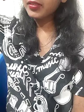 AnkitaDevi online show from 09-17-25, 03:52