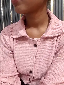 Snapshot of AnkitaDevi chatting on 10-29-25, 05:20 AnkitaDevi online show from 10-29-25, 05:20