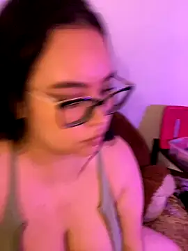 Emily Taylor2 online show from 11-02-25, 04:04