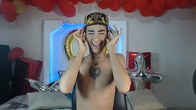 Snapshot of gabo_hotboy chatting on 09-23-25, 12:46 gabo hotboy online show from 09-23-25, 12:46