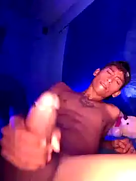 Snapshot of gabo_hotboy chatting on 10-10-25, 12:20 gabo hotboy online show from 10-10-25, 12:20