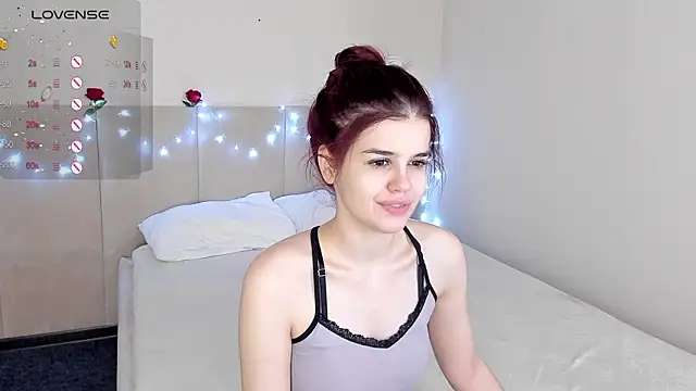 Snapshot of Infinity_Ti chatting on 02-15-26, 01:57 Infinity Ti online show from 02-15-26, 01:57