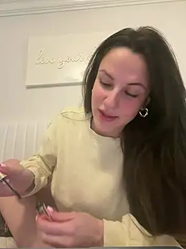 heyitsmadig online show from 04-14-26, 05:08