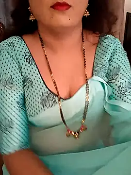 Snapshot of Niharika555 chatting on 03-27-26, 11:21 Niharika555 online show from 03-27-26, 11:21