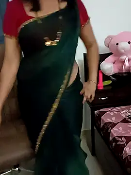Snapshot of Niharika555 chatting on 04-03-26, 03:21 Niharika555 online show from 04-03-26, 03:21