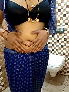Snapshot of Niharika555 chatting on 04-11-26, 07:13 Niharika555 online show from 04-11-26, 07:13