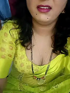 Snapshot of Niharika555 chatting on 04-15-26, 07:04 Niharika555 online show from 04-15-26, 07:04
