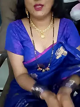Snapshot of Niharika555 chatting on 04-16-26, 12:17 Niharika555 online show from 04-16-26, 12:17