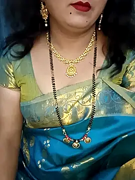 Snapshot of Niharika555 chatting on 04-28-26, 01:38 Niharika555 online show from 04-28-26, 01:38