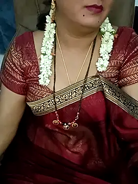 Snapshot of Niharika555 chatting on 05-05-26, 03:53 Niharika555 online show from 05-05-26, 03:53