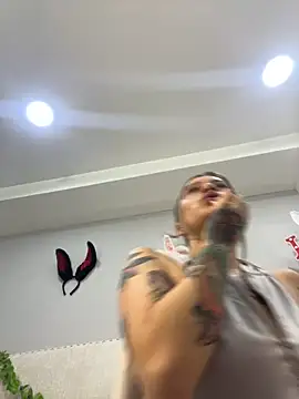 KoraSweett online show from 10-16-25, 04:52