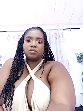 SamaraArtiaga1 online show from 12-04-25, 12:20