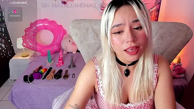 Nataliahenao69 online show from 05-17-26, 08:05