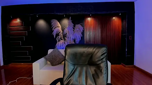 AidaJones online show from 09-15-25, 07:36