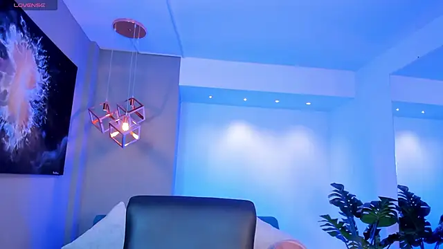 AidaJones online show from 12-01-25, 11:15