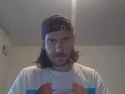 Snapshot of captainckring chatting on 05-05-26, 06:21 captainckring online show from 05-05-26, 06:21