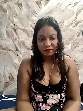 hornyzinia123 online show from 01-11-26, 03:11