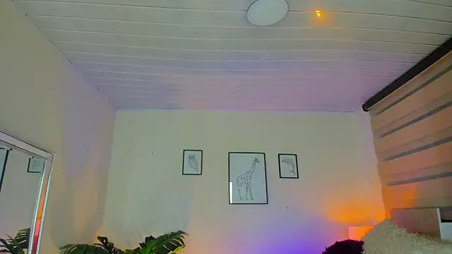 LusyKitty online show from 10-03-25, 03:09