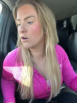 Charleigh xx online show from 03-11-26, 12:00