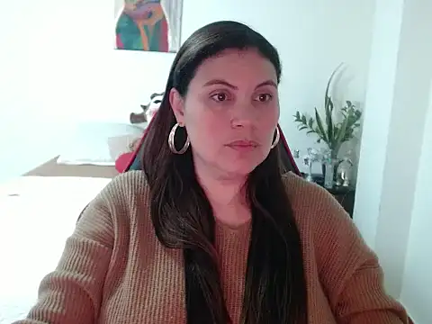 Secret Bella online show from 10-04-25, 12:25