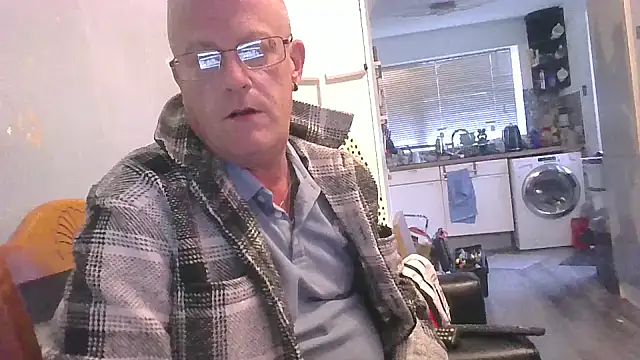 hefin18 online show from 02-19-25, 04:55