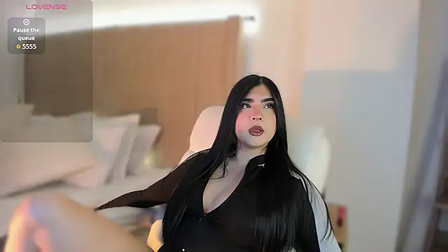 Sweety Nicole  online show from 06-30-26, 05:30