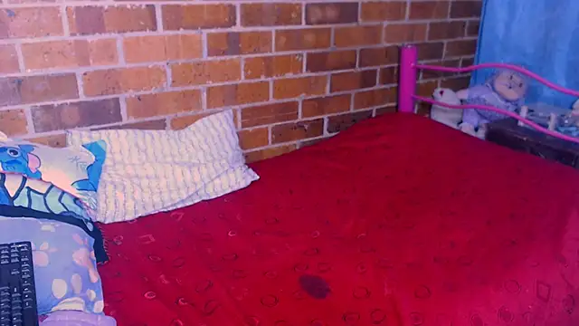 danaiisabella online show from 10-26-25, 02:50