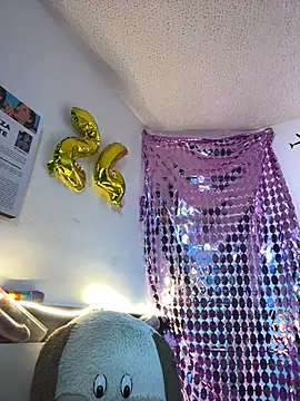 Nicol V online show from 01-11-26, 05:34