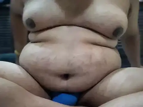 Snapshot of yourchubbyboy chatting on 03-07-26, 07:22 yourchubbyboy online show from 03-07-26, 07:22