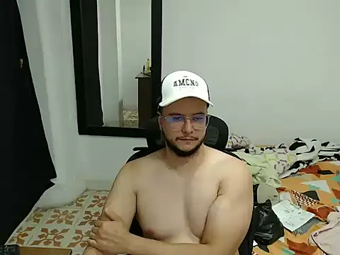 cloudsxxx online show from 02-13-26, 10:39