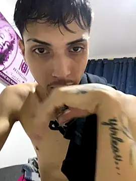 Snapshot of flaco23_1 chatting on 10-26-25, 10:10 flaco23 1 online show from 10-26-25, 10:10
