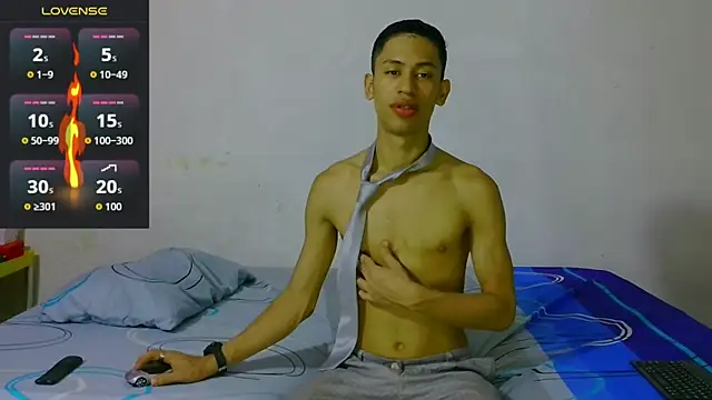 Snapshot of dylan_apol0 chatting on 04-19-26, 10:56 dylan apol0 online show from 04-19-26, 10:56