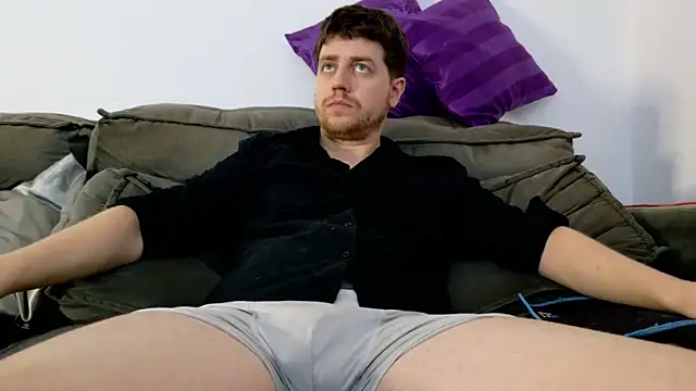 Snapshot of aaron_nvk chatting on 10-13-25, 09:15 aaron nvk online show from 10-13-25, 09:15